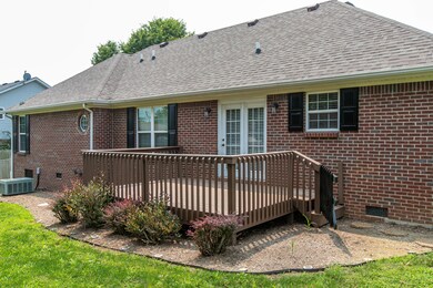 409 Agee St, Harrodsburg, KY 40330 - photo 5