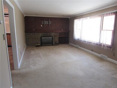 205 Kendon Dr, Easton, PA 18045 - photo 3