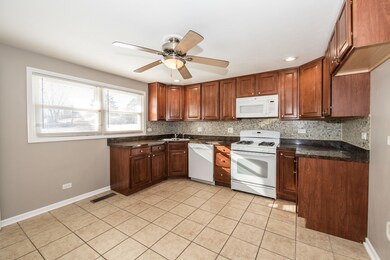 4521 177th Place, Country Club Hills, IL 60478 - photo 3