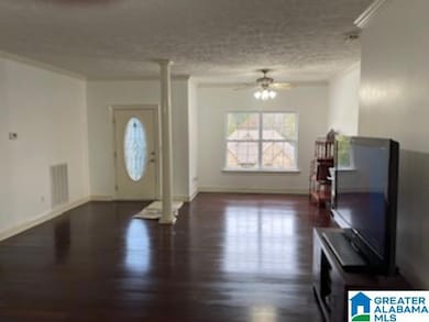 196 Magnolia Cir, Warrior, AL 35180 - photo 6