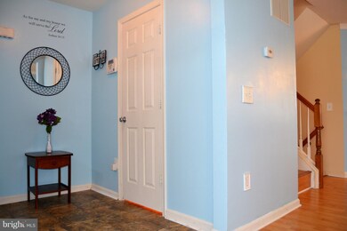 9 Kimberlys Ct, Baltimore, MD 21244 - photo 4