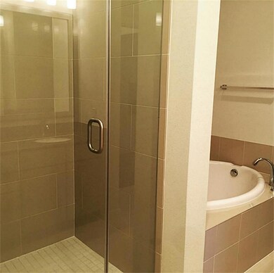 3833 Dunlavy St unit 711, Houston, TX 77006 - photo 4