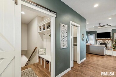 512 W Meadow Ln, Walcott, IA 52773 - photo 6