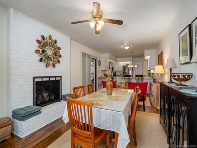 133 Greenfield Ln, Hendersonville, NC 28792 - photo 5