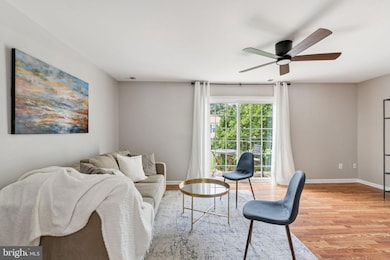 9148 Broken Oak Place unit 81C, Burke, VA 22015 - photo 3