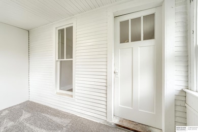 4104 Y St, Omaha, NE 68107 - photo 4