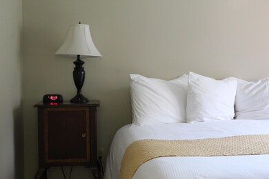 Master bedroom Main Floor