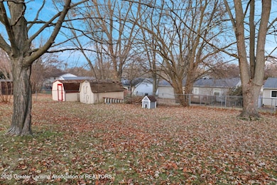 2300 Byrnes Rd, Lansing, MI 48906 - photo 3