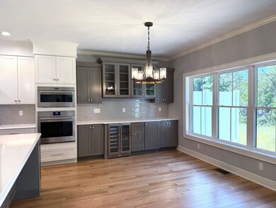 2 Village Cir unit 2, Hamden, CT 06514 - photo 3