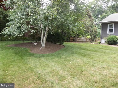 3231 Park View Rd, Chevy Chase, MD 20815 - photo 7