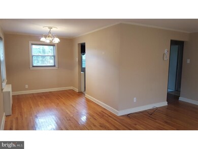 2340 W Greenleaf St, Allentown, PA 18104 - photo 4