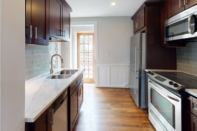 605 E 7th St unit 3, Boston, MA 02127 - photo 5