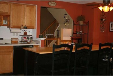 1238 Hunter Ln, Perkiomenville, PA 18074 - photo 2