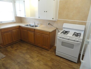 7446 Edna St, Houston, TX 77087 - photo 2