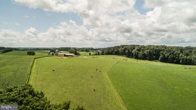 12622 Bunker Hill Rd, Union Bridge, MD 21791 - photo 3