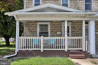 133 N Walborn Ave, Orwigsburg, PA 17961 - photo 6