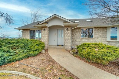 4Front entry.jpg-SMALL