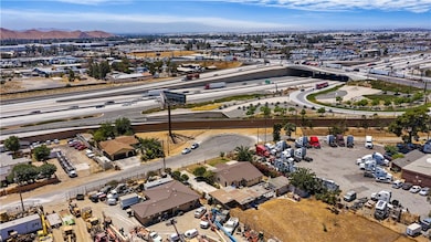 14610 Washington Dr, Fontana, CA 92335 - photo 3