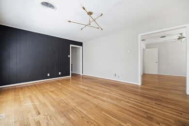 939 Cortlandt St, Houston, TX 77008 - photo 5