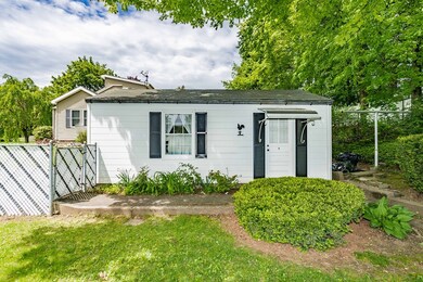 22 Moss Ave, Holyoke, MA 01040 - photo 6