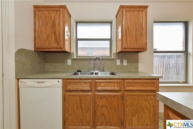 unlisted-address, Copperas Cove, TX 76522 - photo 7