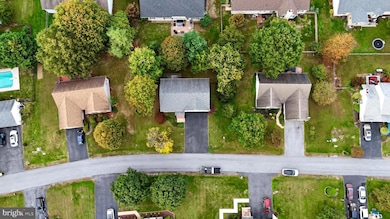 51 Finch Ln, Falling Waters, WV 25419 - photo 2