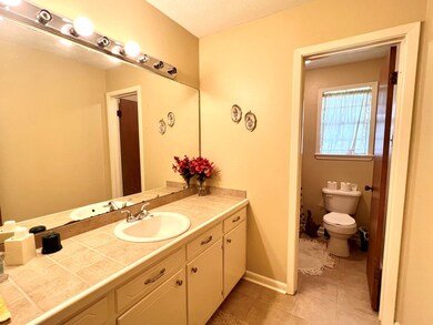 1710 Pope Cir, McComb, MS 39648 - photo 6