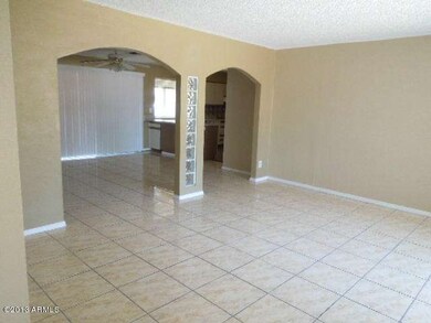 family room 3
