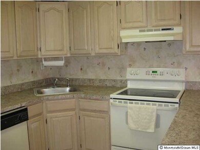 45 Piazza Correale, Freehold, NJ 07728 - photo 3