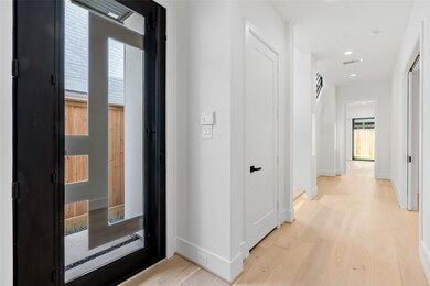 1918 Brun St, Houston, TX 77019 - photo 4