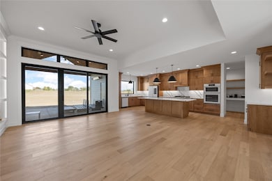 7052 Stags Leap Ln, Marion, IA 52302 - photo 3