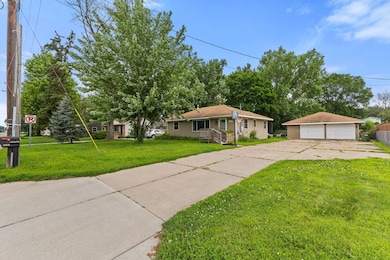 8385 E River Rd NW, Coon Rapids, MN 55433 - photo 5