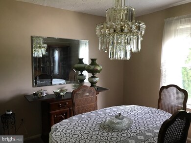 6311 Woodcrest Dr, Dunkirk, MD 20754 - photo 7