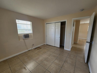 1025 13th St unit 10, West Palm Beach, FL 33401 - photo 6