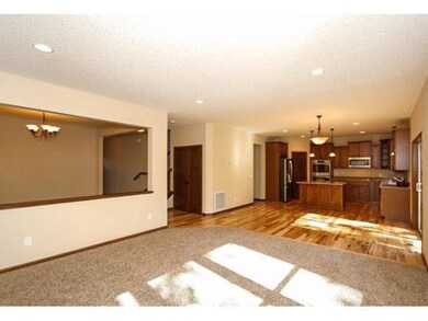 25965 25965 Smithtown Rd, Shorewood, MN 55331 - photo 5