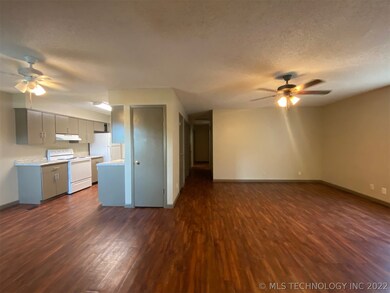 6008 S Madison Place, Tulsa, OK 74105 - photo 3