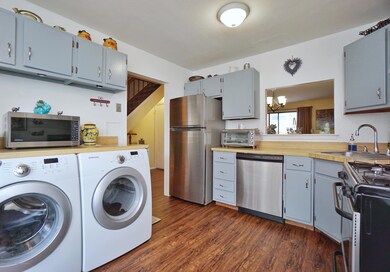31 Azalea Ct unit 4, Staten Island, NY 10309 - photo 6