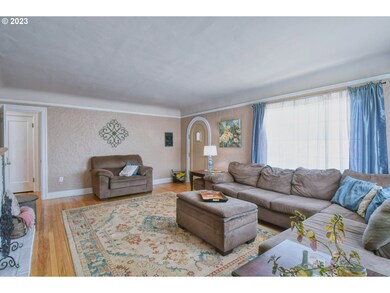 219 NW 10th St, Pendleton, OR 97801 - photo 7