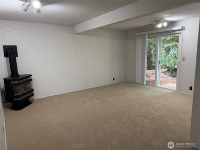 10802 29th Dr SE, Everett, WA 98208 - photo 6