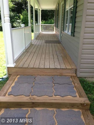 15275 Rock Point Rd, Newburg, MD 20664 - photo 5