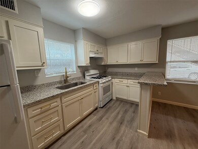 845 Beverly St unit 1, Houston, TX 77007 - photo 7