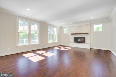 305 Cabin Rd SE, Vienna, VA 22180 - photo 6