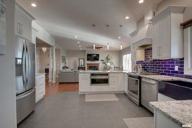 4714 Caleb Ln, Quincy, IL 62305 - photo 7