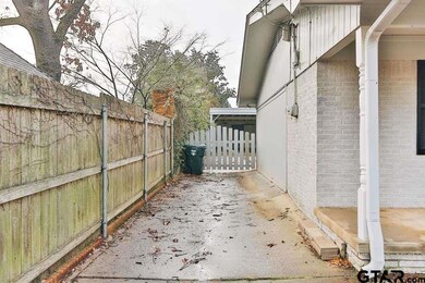 612 Sherry Ln, Tyler, TX 75701 - photo 4