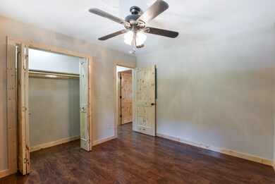 227 S Heatherwood Rd, Shell Knob, MO 65747 - photo 6