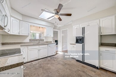 604 Monte Carlo Rd, Jacksonville, FL 32216 - photo 4