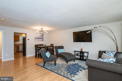 1740 Carriage Lamp Ct, Severn, MD 21144 - photo 5