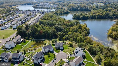 17577 Whitby Ct, Round Hill, VA 20141 - photo 2