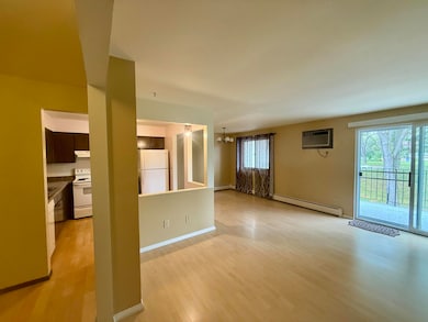 610 N Westfield Rd unit B, Madison, WI 53717 - photo 2
