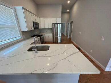 126 Cross St unit 2, Somerville, MA 02145 - photo 4